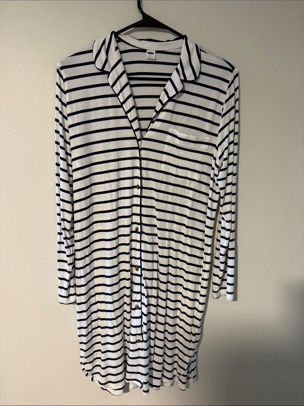 Old Navy White Tee with Navy Horizontal Stripes